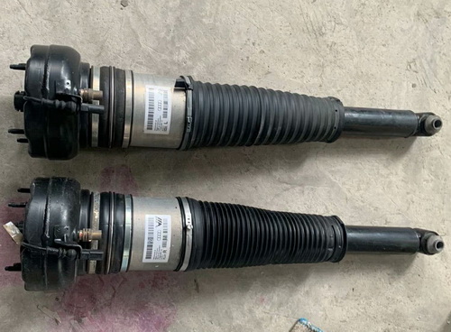 奧迪A8 D4后減震器 二次廢氣泵 水泵